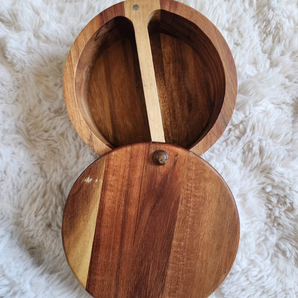 Natural Wood Round Box - Picture 2 of 4